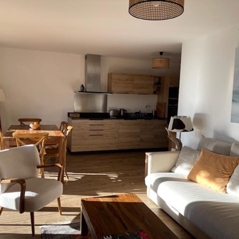 Superbe appartement à Châtel : 6 pers., parking, terrasse vue montagnes - Appartement 3 Chambres - 2