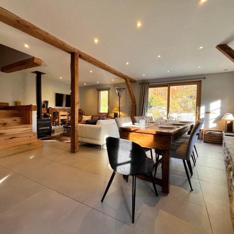 Chalet rénové à Samoëns, proche centre, skis-bus - Chalet mit 3 Schlafzimmern - 1