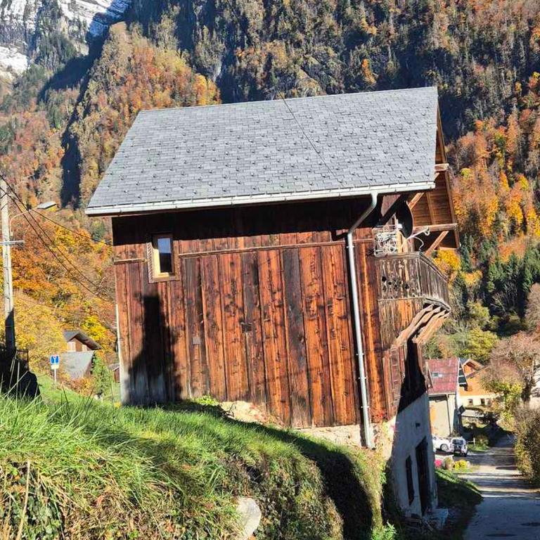 Chalet rénové à Samoëns, proche centre, skis-bus - Chalet mit 3 Schlafzimmern - 14