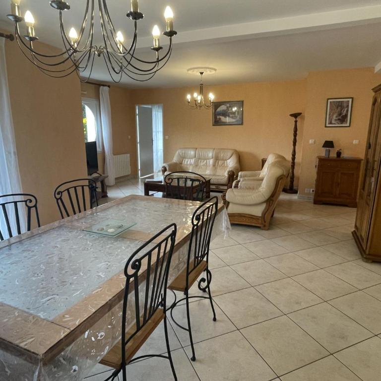 Appartement T3 rez-de-jardin, proche port Crouesty, wifi, parking - FR-1-775-39 - Appartement - 4