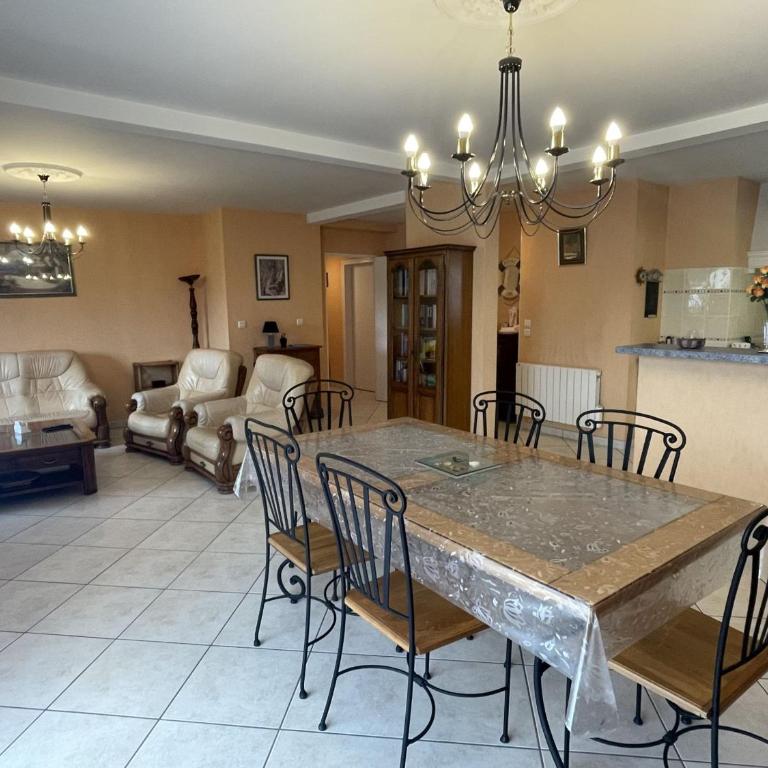 Appartement T3 rez-de-jardin, proche port Crouesty, wifi, parking - FR-1-775-39 - Appartement - 5