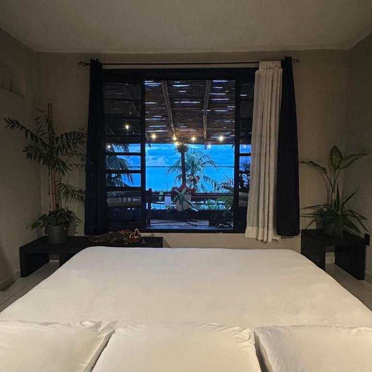 Casa China Guesthouse & Hostal - Deluxe Double Room with Sea View - 3