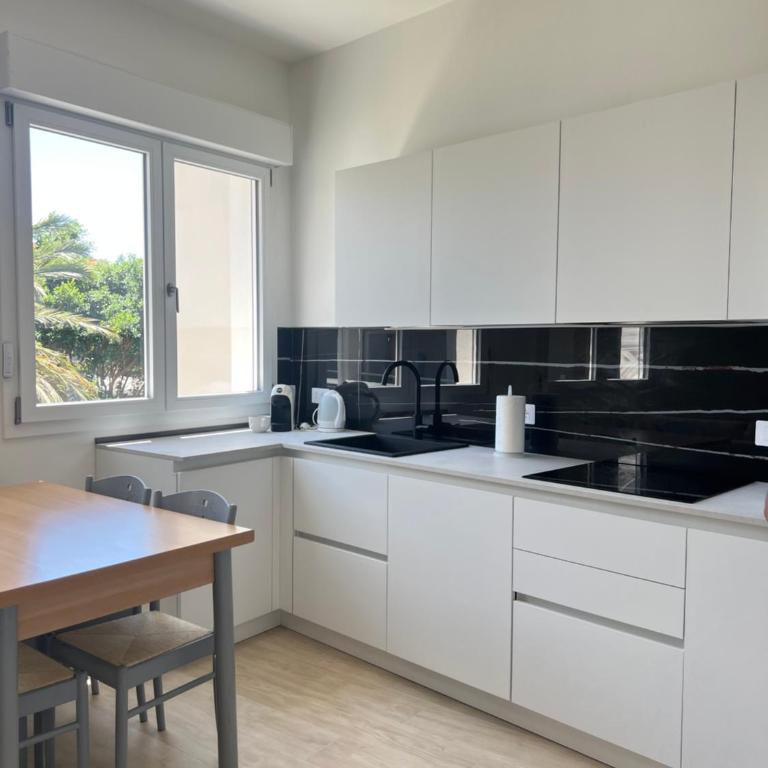 Moderno appartamento dí Beniamino Murgioni a Villasimius - Casa con 1 Camera da Letto - 2