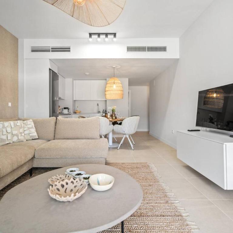 Apartment Perfect for Families & Remote Workers - Selwo, Estepona - Apartamento - 10