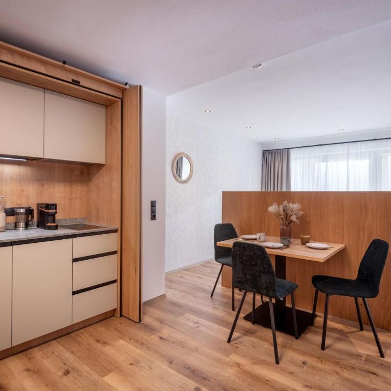 Gästehaus Schneeberger - Studio mit Bergblick - 2