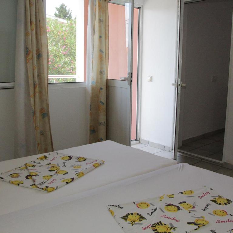 Apartments Sunpoint - Porodična Soba sa Tušem - 6