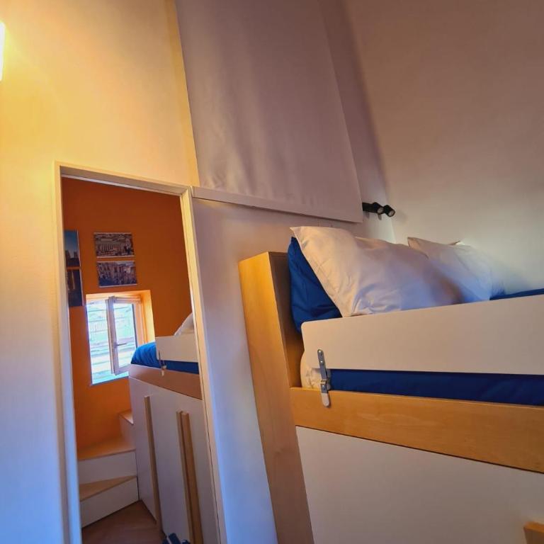 Boutique Apartment Spaccanapoli - Appartamento con 2 Camere da Letto e con Vista - 25