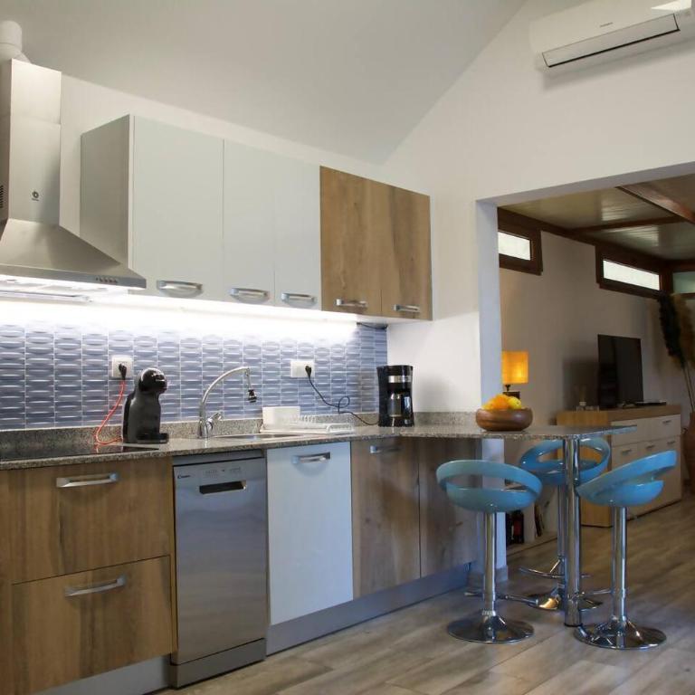 Relax Beach Flor - Two-Bedroom House - 5