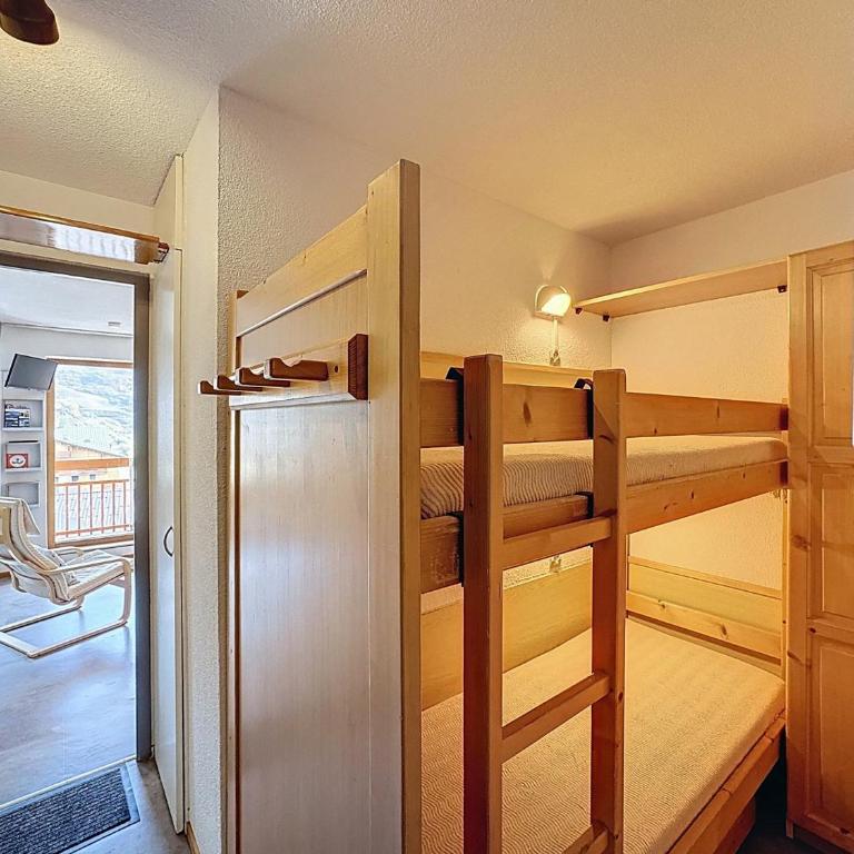 Location Ski-in/Ski-out pour 4 pers - Les Menuires - FR-1-178-405 - Apartment - 14