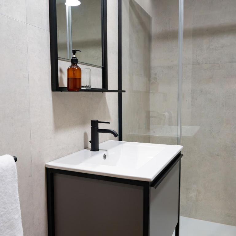 BUBU Apartments By Exclusive Homes - Estudio con vistas interiores - 25
