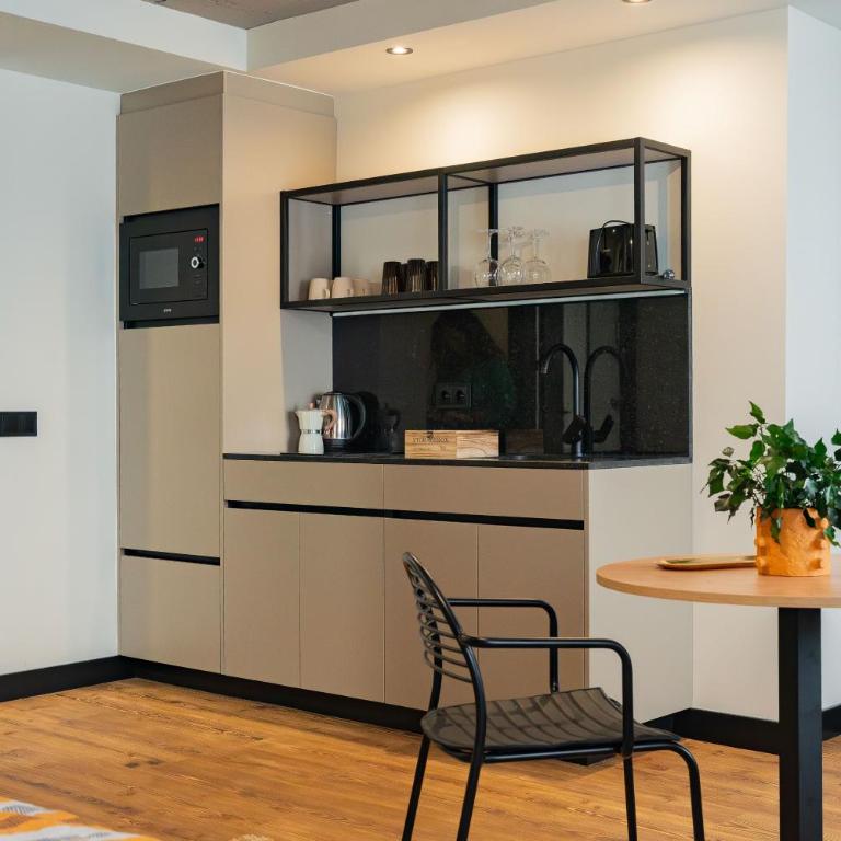 BUBU Apartments By Exclusive Homes - Estudio con vistas interiores - 6