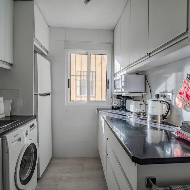 Spacious 3-Bed Apartment with Stunning Lake Views - Apartamento de 3 dormitorios - 16