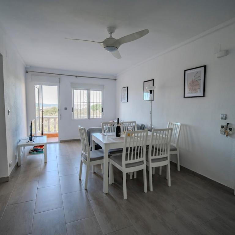 Spacious 3-Bed Apartment with Stunning Lake Views - Apartamento de 3 dormitorios - 11