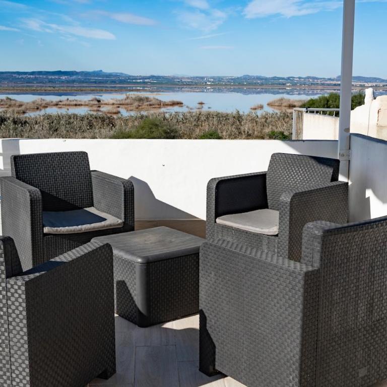 Spacious 3-Bed Apartment with Stunning Lake Views - Apartamento de 3 dormitorios - 40