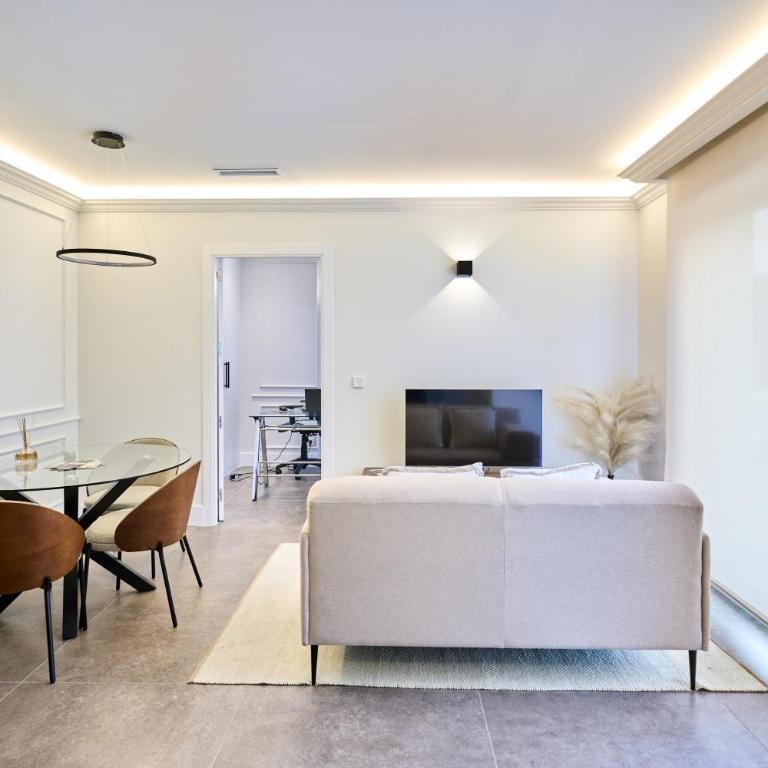 SENIOR LIVING - Villas Harmonices Mirasierra - Two-Bedroom Superior Apartment - 1