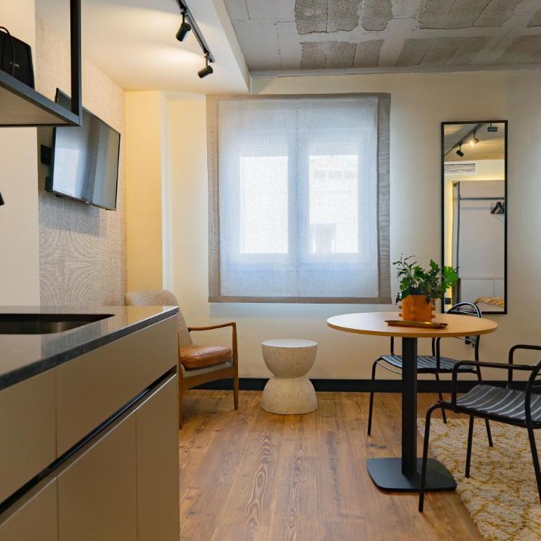 BUBU Apartments By Exclusive Homes - Estudio con vistas interiores - 8