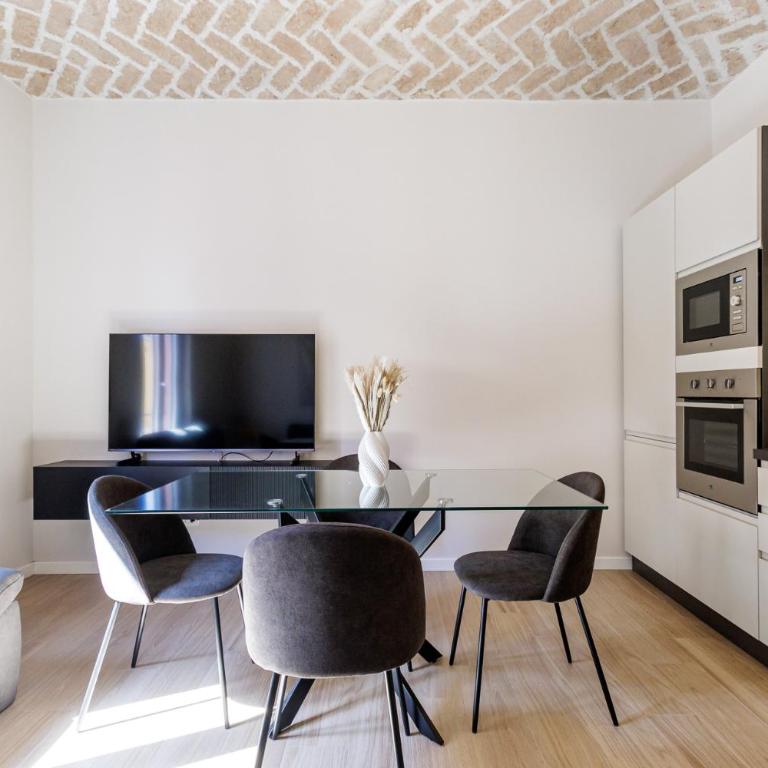 Chiara Apartment 6 guest - Train Station - Parking - Appartamento con 3 Camere da Letto - 27