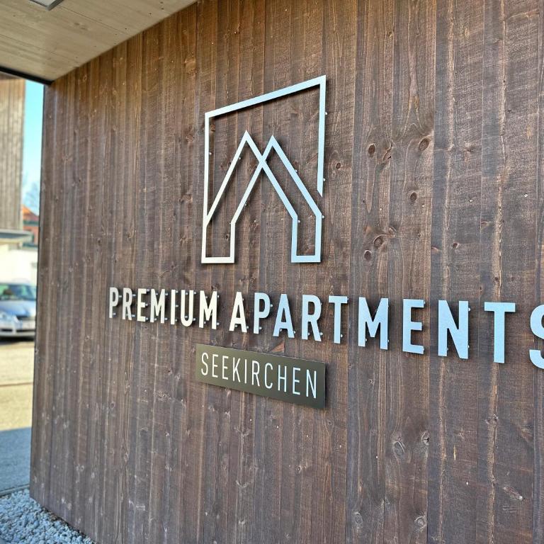 "FOUR" - Premium Apartments Seekirchen, Stilvolle 3-Zimmer Wohnung mit Balkon - Apartment mit 2 Schlafzimmern - 32