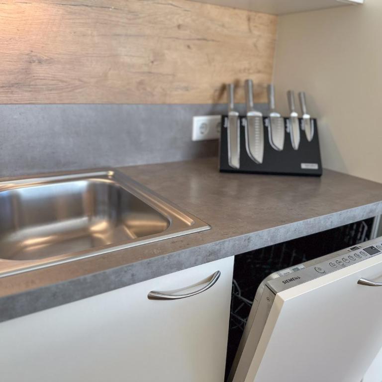 "FOUR" - Premium Apartments Seekirchen, Stilvolle 3-Zimmer Wohnung mit Balkon - Apartment mit 2 Schlafzimmern - 12