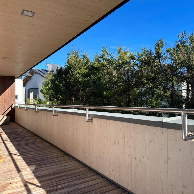 "FOUR" - Premium Apartments Seekirchen, Stilvolle 3-Zimmer Wohnung mit Balkon - Apartment mit 2 Schlafzimmern - 24