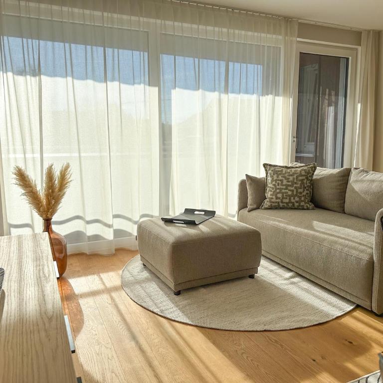 "FOUR" - Premium Apartments Seekirchen, Stilvolle 3-Zimmer Wohnung mit Balkon - Apartment mit 2 Schlafzimmern - 22