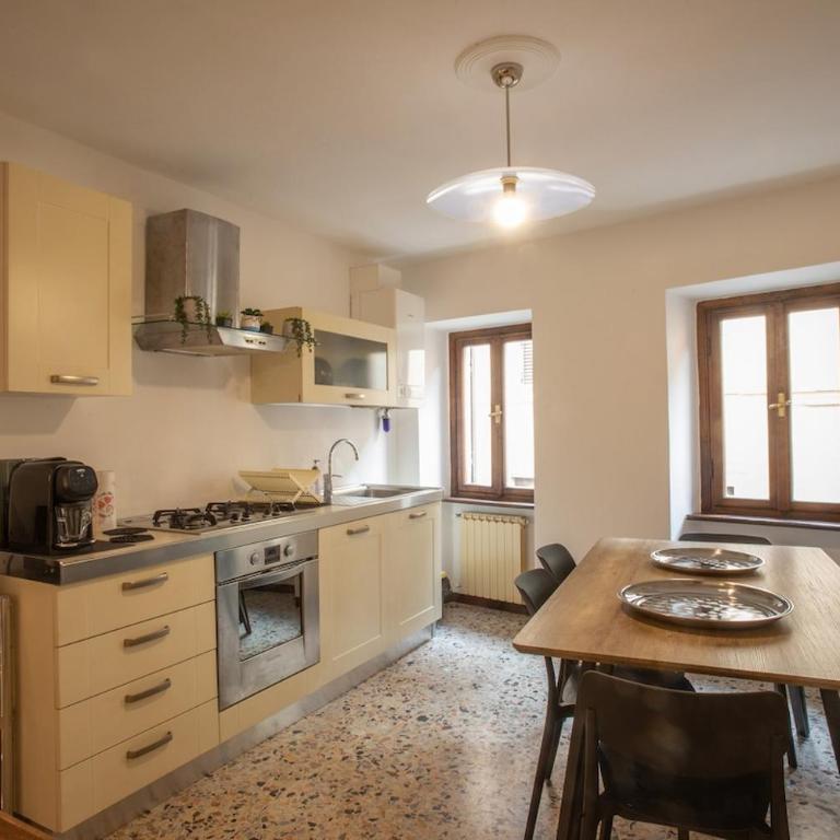 Piazza Grande-Giallo Cremisi - Two-Bedroom House - 21