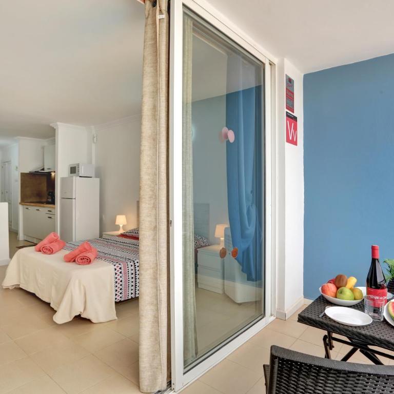 Top Floor Studio, Pools, Fast Internet, Parking - Estudio Deluxe con cama grande - 6