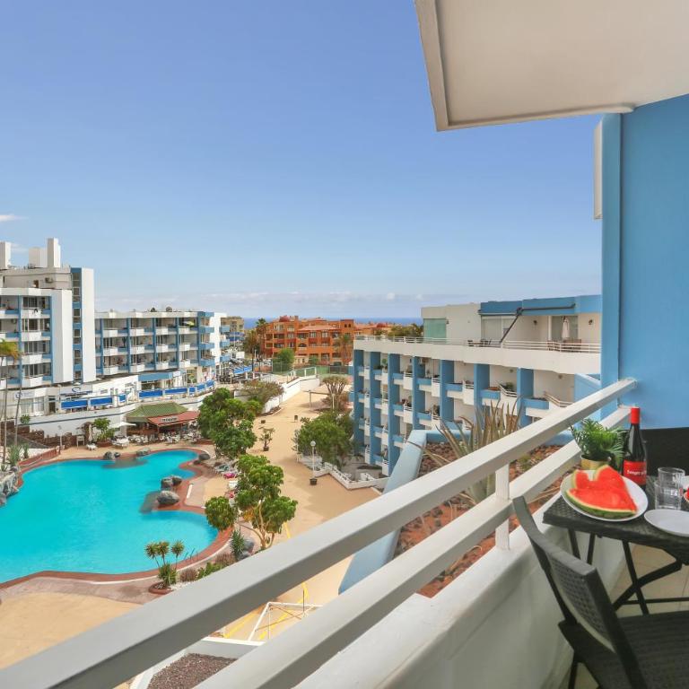 Top Floor Studio, Pools, Fast Internet, Parking - Estudio Deluxe con cama grande - 1