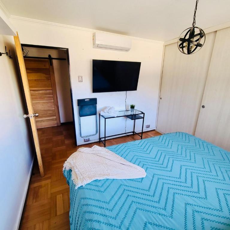 Central Santiago Haven - Four-Bedroom House - 17