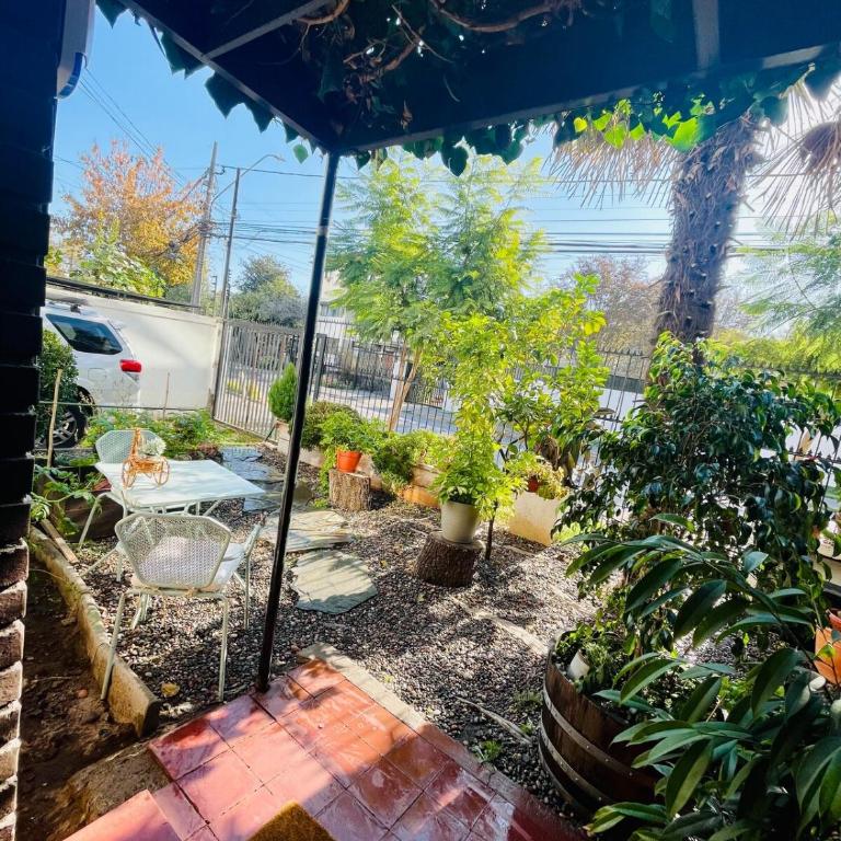 Central Santiago Haven - Four-Bedroom House - 18