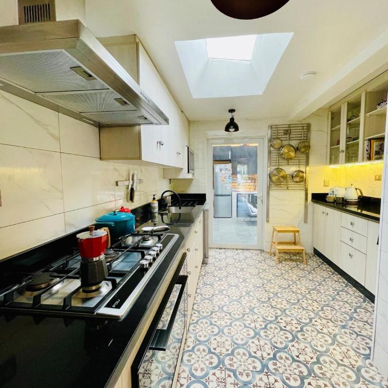 Central Santiago Haven - Four-Bedroom House - 47