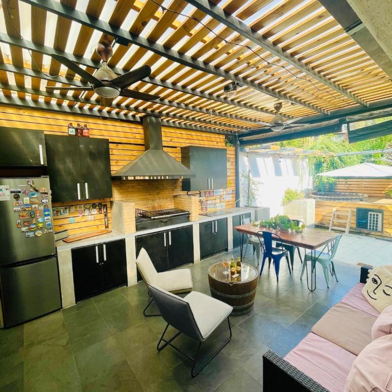 Central Santiago Haven - Four-Bedroom House - 50