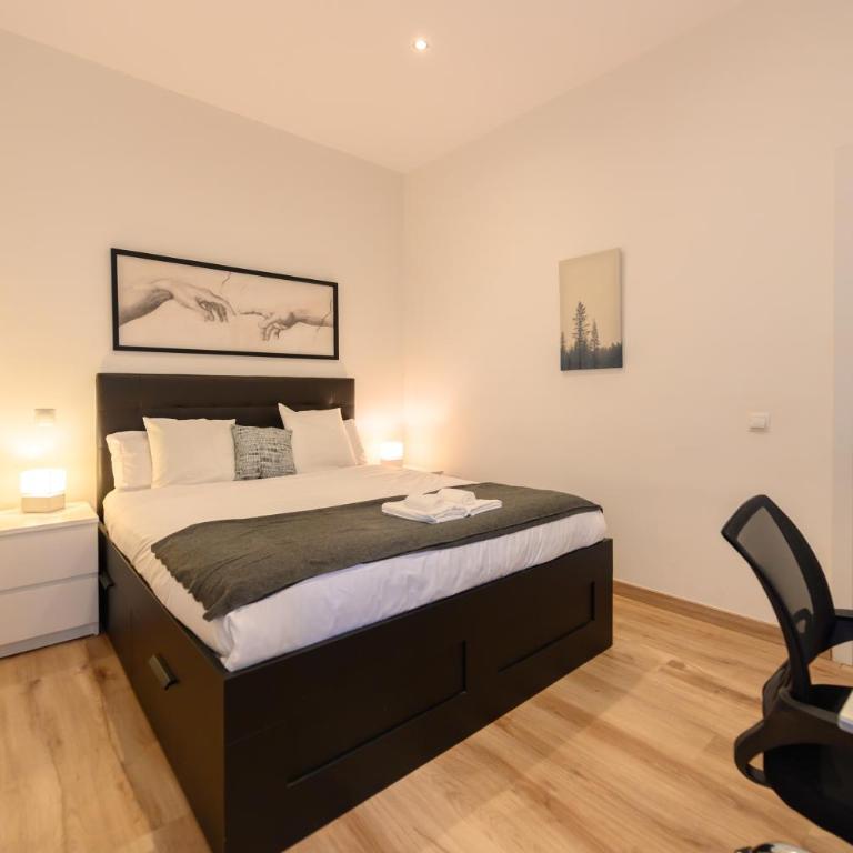 Apartamento con 2 dormitorios, 2 baños y sofá cama ideal para familias en Madrid Temporal CAR1012 - Two-Bedroom Apartment - 28