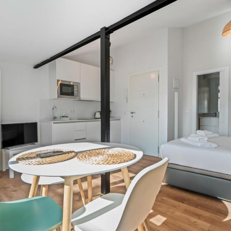 Coqueto ático en Tetuán para 2 personas 3 1 - Apartamento de 1 dormitorio - 3
