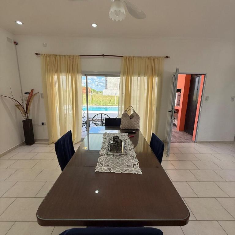 Casa con piscina pacífica en Gualeguaychú - Casa de 2 dormitorios - 14
