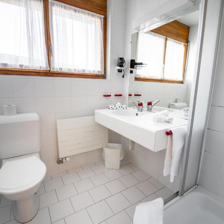 Hôtel Magrappé - Chambre Double avec Vue sur les Pistes - 4