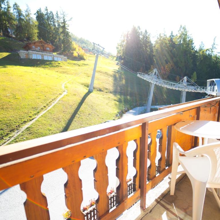 Hôtel Magrappé - Chambre Double avec Vue sur les Pistes - 6