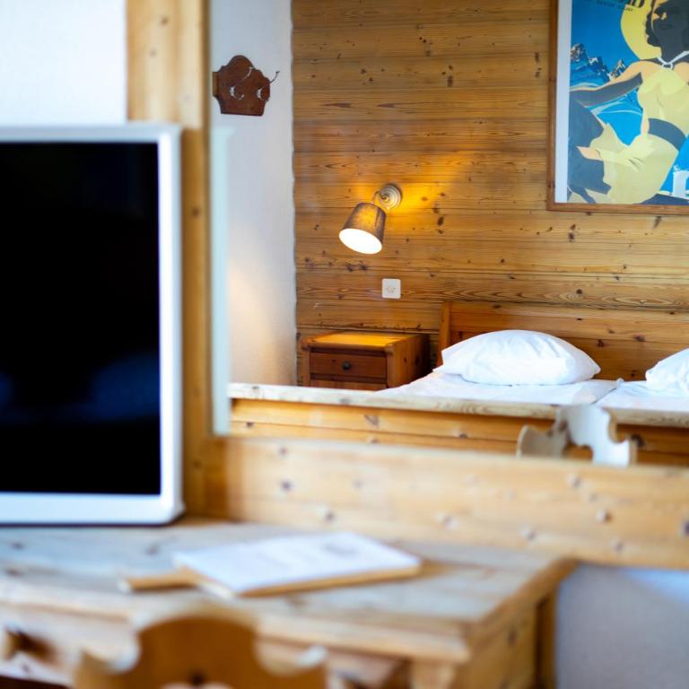Hôtel Magrappé - Chambre Double - Vue sur Vallée - 9