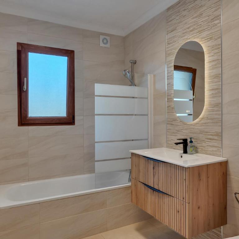 Villa Alegria Villa Apt with Sole Use of Private Pool - Apartamento - 24