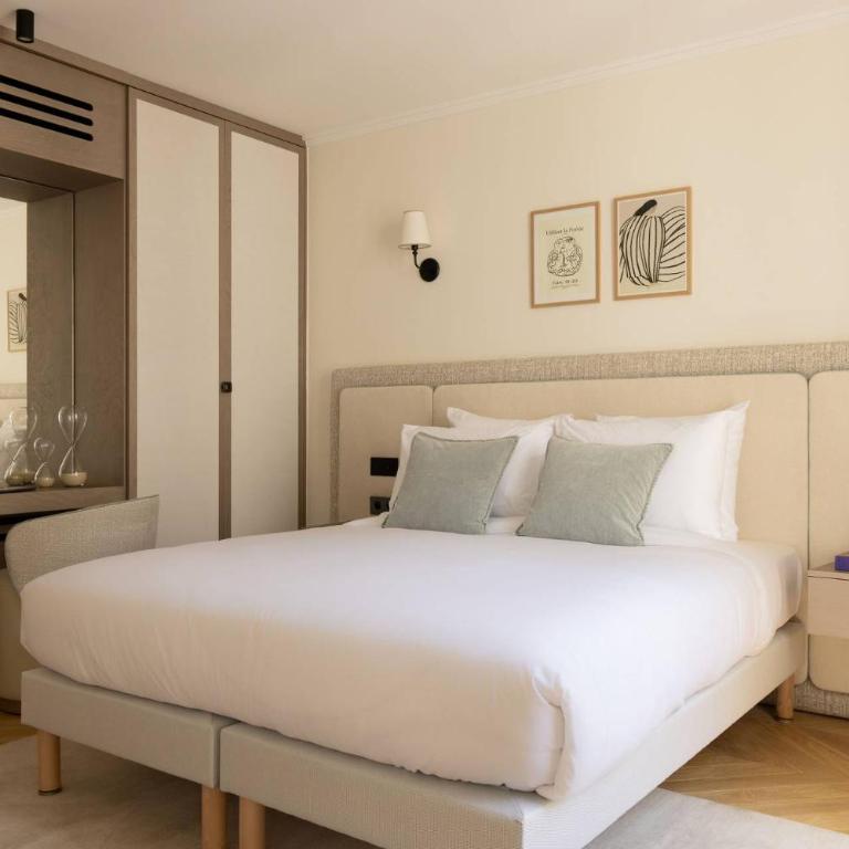 Luxurious Residence Saint Honore by onefinestay - Two-Bedroom Apartment 3 - 20
