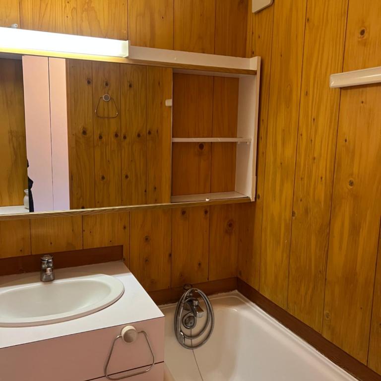 Les Traverses 18 - One-Bedroom Apartment - 7