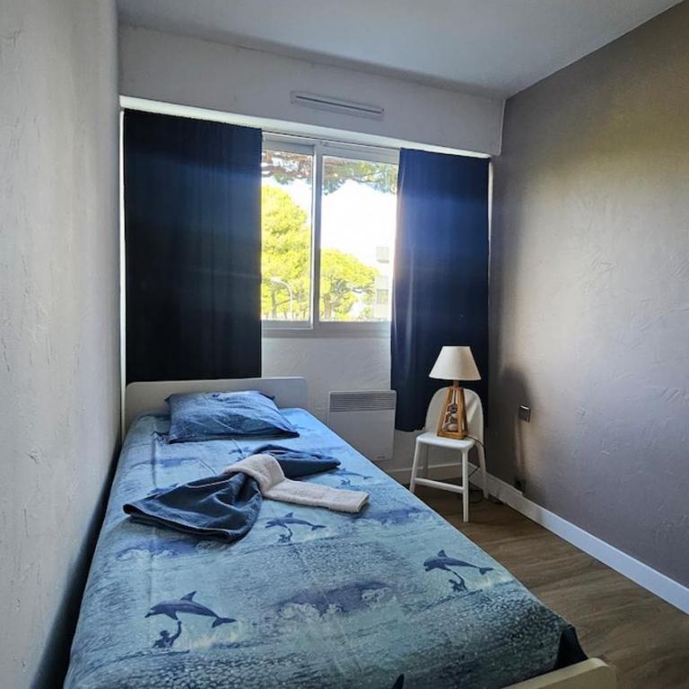 La Parenthèse Hyéroise T3 sur le port de Hyères - Two-Bedroom Apartment - 10