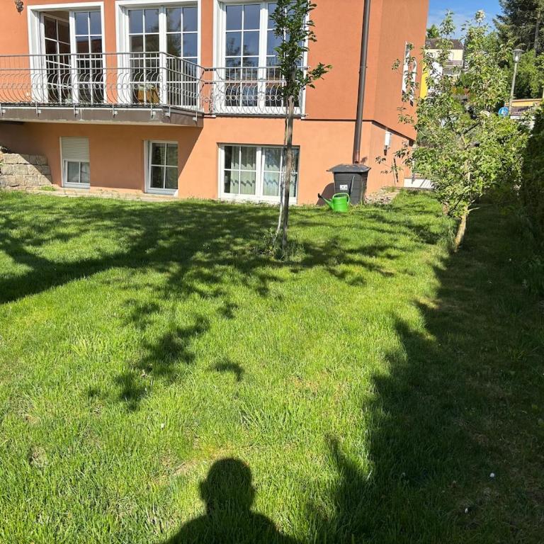 schöne Einliegerwohnung mit Stellplatz - Apartment mit 1 Schlafzimmer - 1