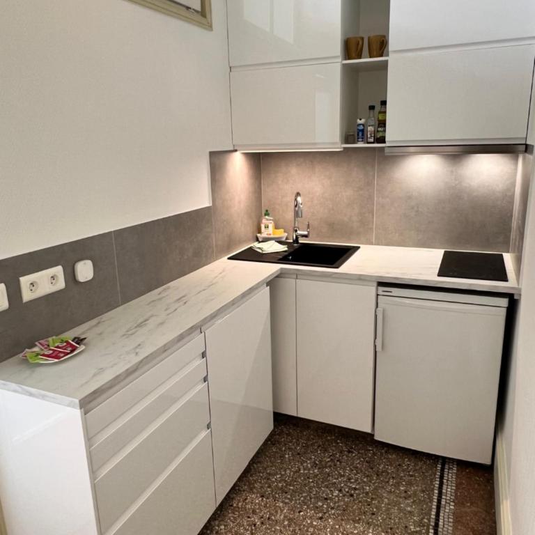 Résidence La Villa Léonie - Studio Supérieur avec Vue sur le Jardin (2 Adultes) - 8