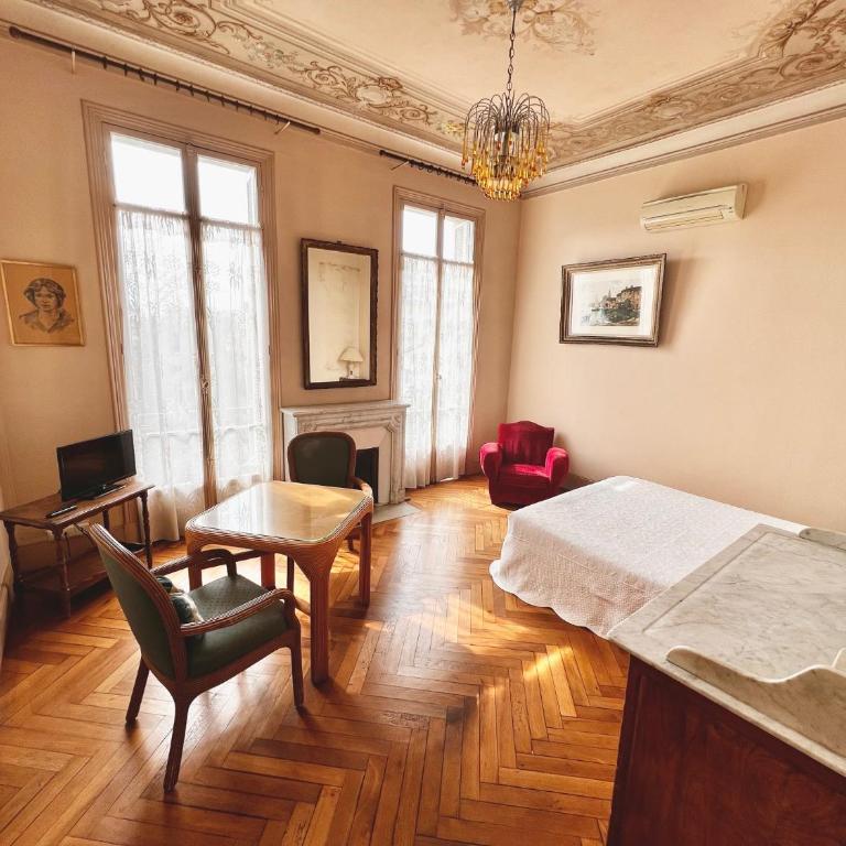 Résidence La Villa Léonie - Studio Supérieur avec Vue sur le Jardin (2 Adultes) - 7
