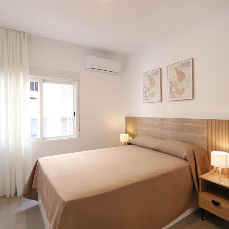 Alameda Apartments Calle Mayor - One-Bedroom Apartment - 10