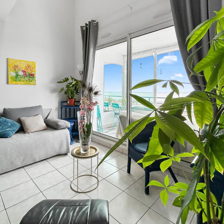 Vue mer panoramique, Loggia Salon, Parking Privé - Apartment mit 2 Schlafzimmern und Balkon - 9