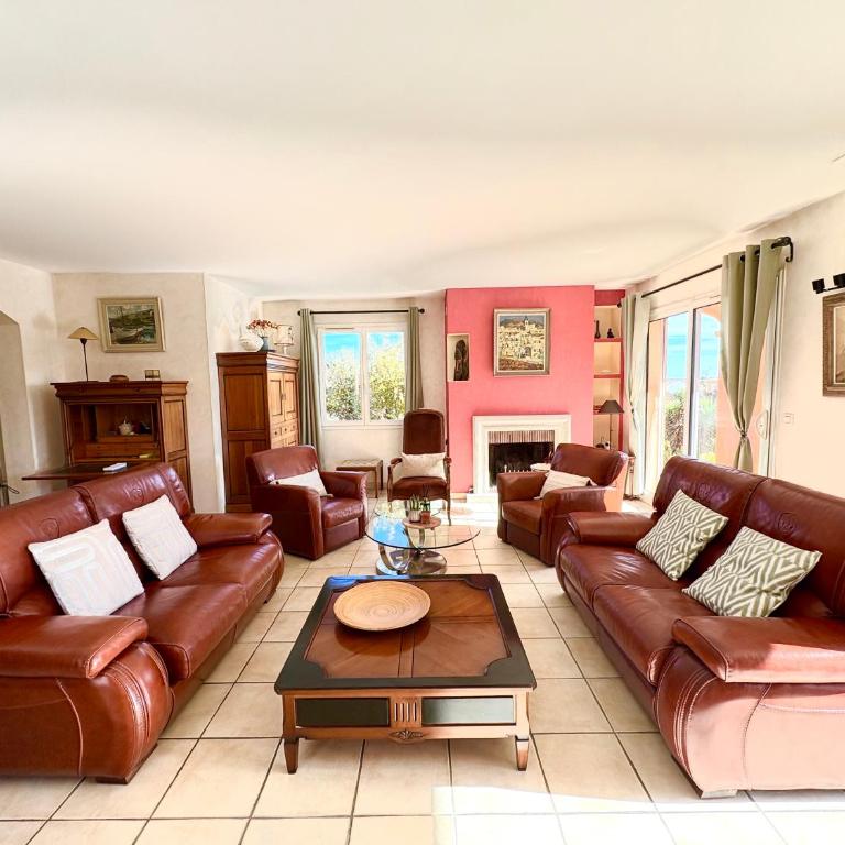 Villa indépendante avec piscine privée - Villa avec Piscine Privée - 9