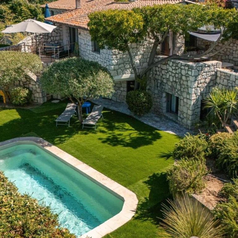 Charmante maison sur les hauteurs de Cannes - Maison 3 Chambres - 1