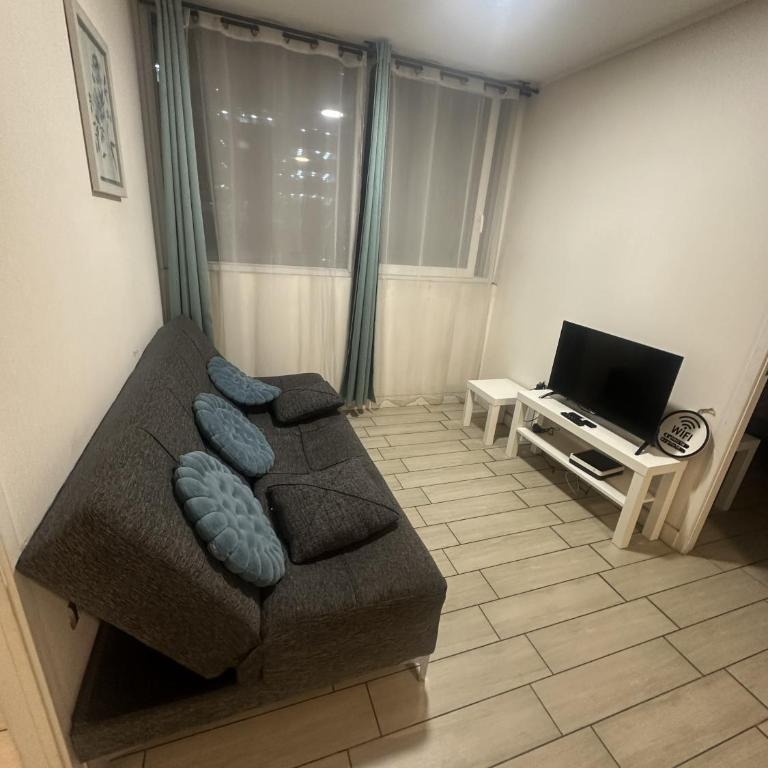 Edificio San Pablo - Two-Bedroom Apartment - 3
